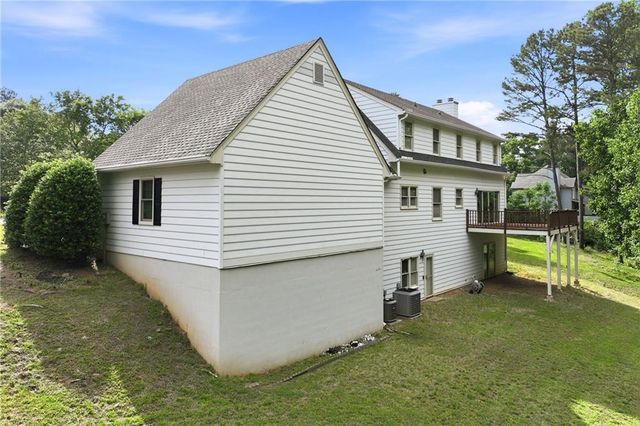 3608 Maple Forge Lane, Gainesville, GA 30504
