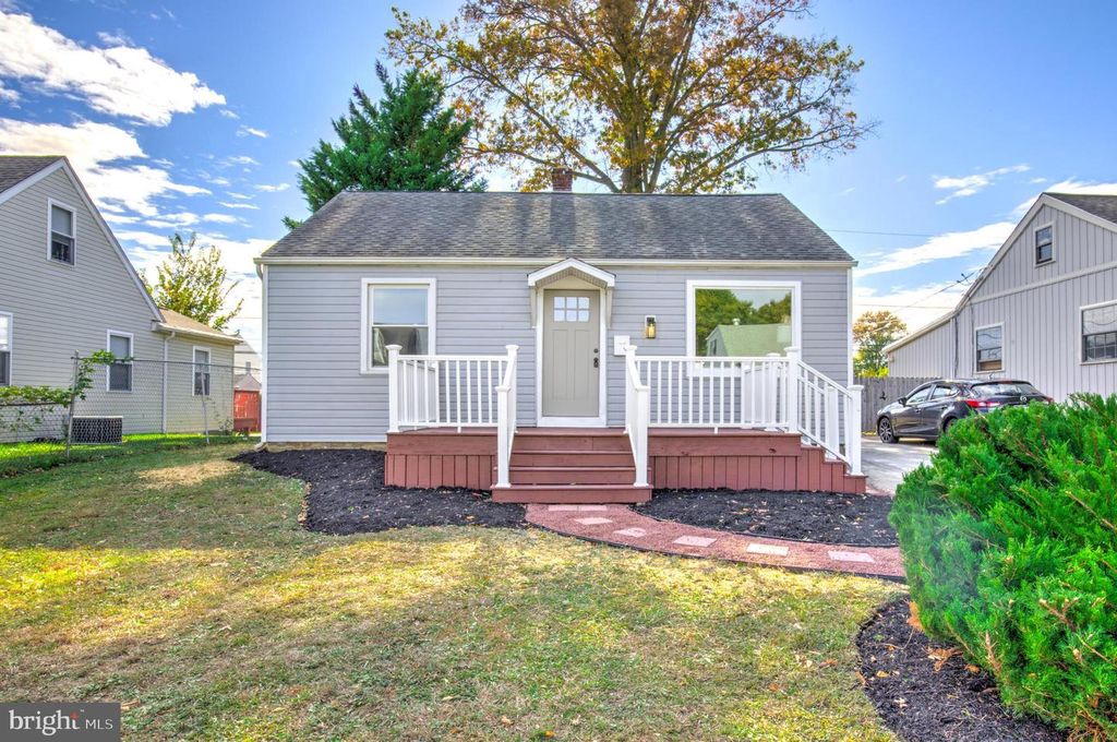 20 N MARTIN LN, Norwood, PA 19074