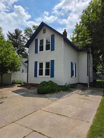 77 Hubbard Street, Mt Clemens, MI 48043