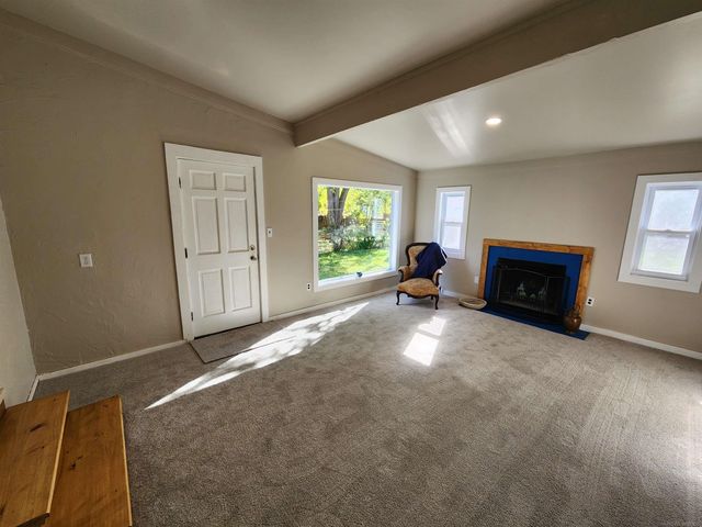 77 Hubbard Street, Mt Clemens, MI 48043