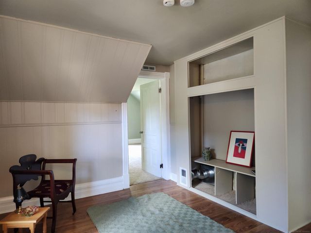 77 Hubbard Street, Mt Clemens, MI 48043