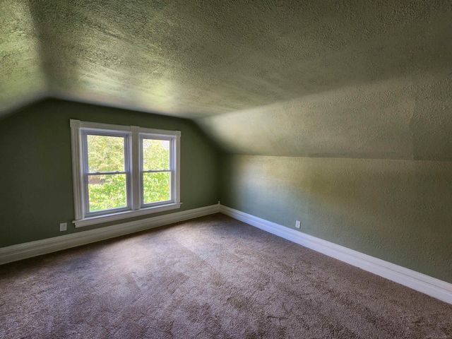 77 Hubbard Street, Mt Clemens, MI 48043