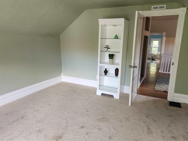 77 Hubbard Street, Mt Clemens, MI 48043