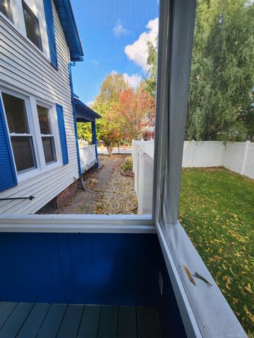 77 Hubbard Street, Mt Clemens, MI 48043