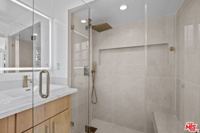 9315 Lloydcrest Drive, Beverly Hills, CA 90210