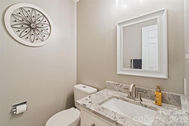 806 Colony Oaks Drive B, Monroe, NC 28112