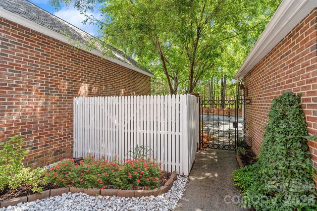 806 Colony Oaks Drive B, Monroe, NC 28112