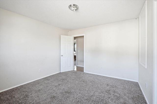 6660 Shasta Way, Klamath Falls, OR 97603