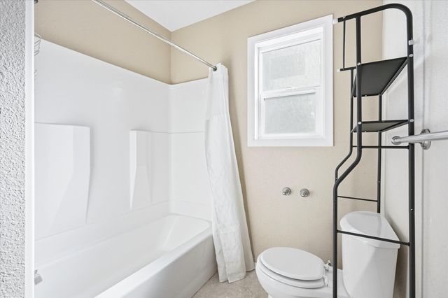 6660 Shasta Way, Klamath Falls, OR 97603