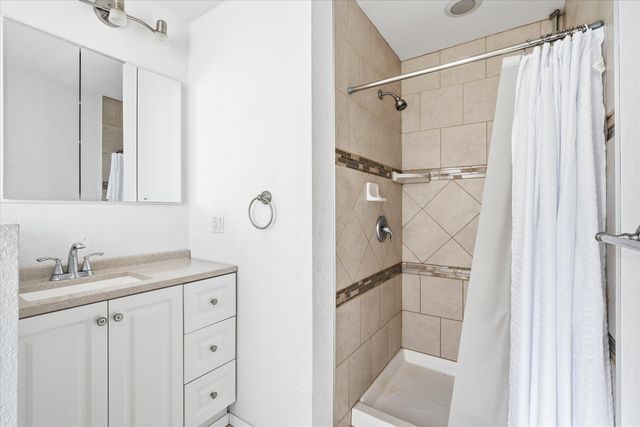 6660 Shasta Way, Klamath Falls, OR 97603