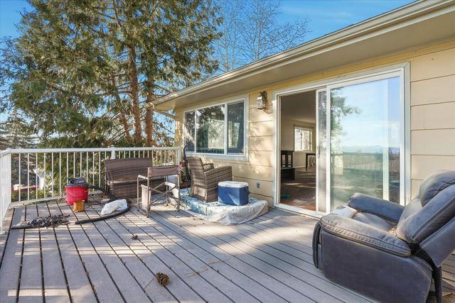 6660 Shasta Way, Klamath Falls, OR 97603