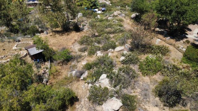 2 Vista Del Valle, Hemet, CA 92544