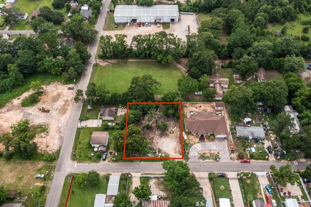 1615 Gilmore Street, Conroe, TX 77301