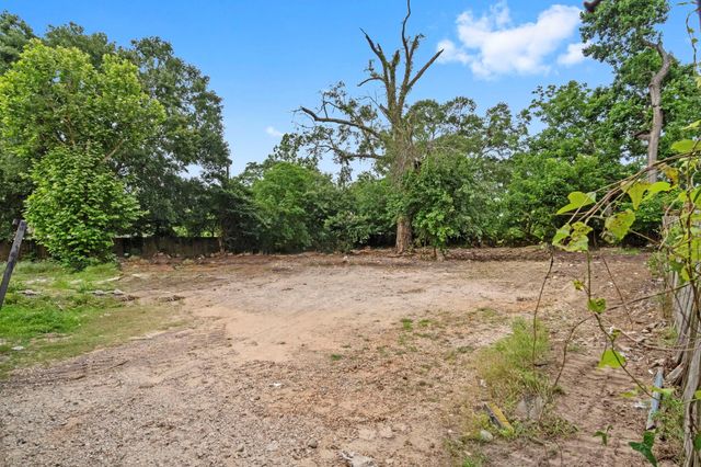 1615 Gilmore Street, Conroe, TX 77301