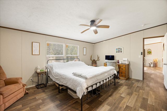 5913 N Oklahoma Trail, Granbury, TX 76048