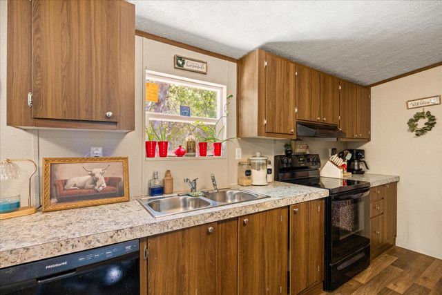 5913 N Oklahoma Trail, Granbury, TX 76048