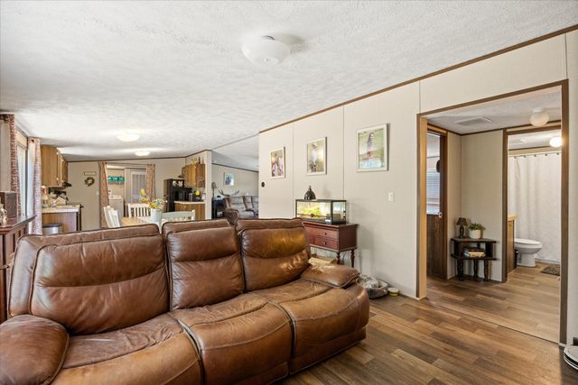 5913 N Oklahoma Trail, Granbury, TX 76048
