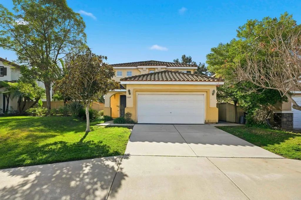 1225 Avenida Fragata, San Marcos, CA 92069