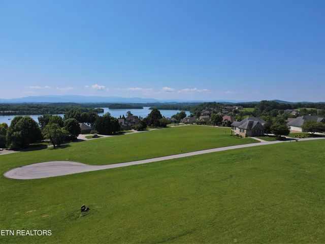 220 Gold Finch Lane, Vonore, TN 37885