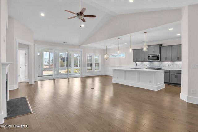 232 Shoal Avenue, Hampstead, NC 28443