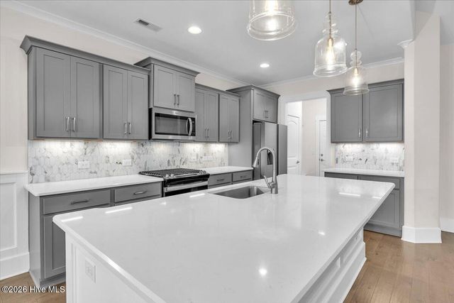 232 Shoal Avenue, Hampstead, NC 28443