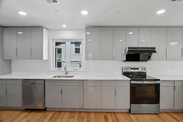 29 Coleman Rd A, Arlington, MA 02474