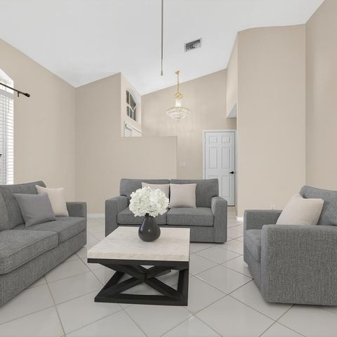 7004 Galleon Cove Circle, Riviera Beach, FL 33418