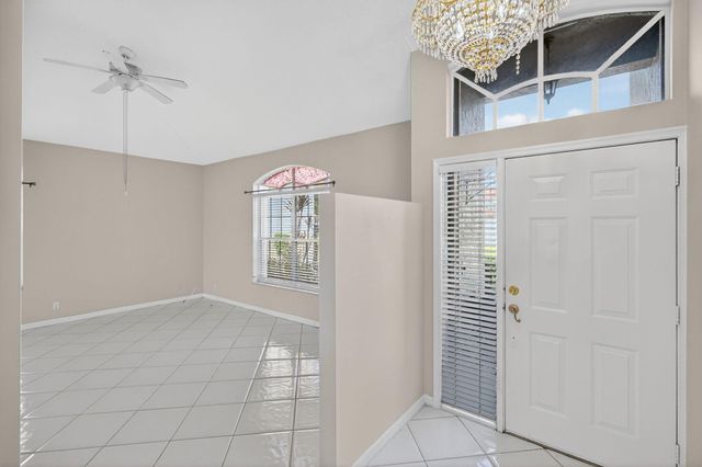 7004 Galleon Cove Circle, Riviera Beach, FL 33418