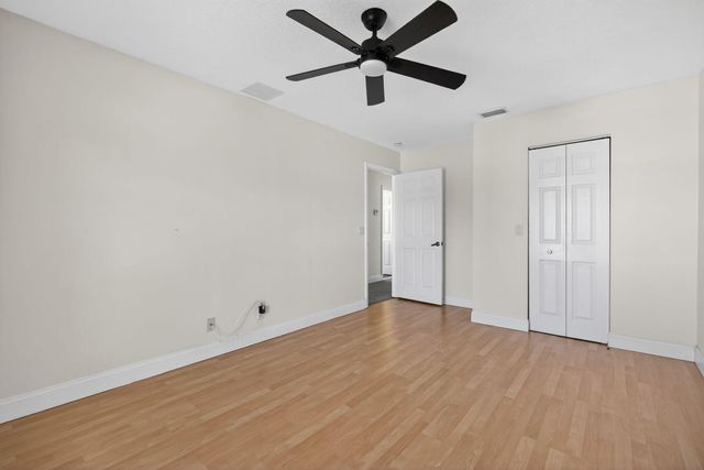 7004 Galleon Cove Circle, Riviera Beach, FL 33418