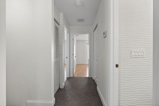 7004 Galleon Cove Circle, Riviera Beach, FL 33418