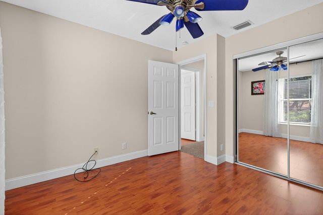 7004 Galleon Cove Circle, Riviera Beach, FL 33418