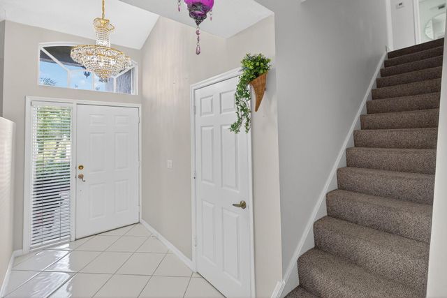 7004 Galleon Cove Circle, Riviera Beach, FL 33418