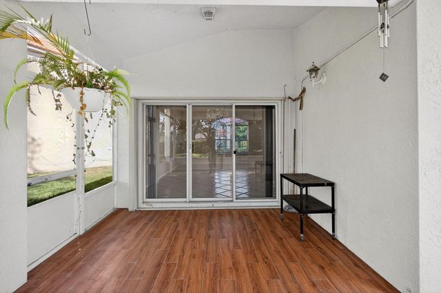 7004 Galleon Cove Circle, Riviera Beach, FL 33418