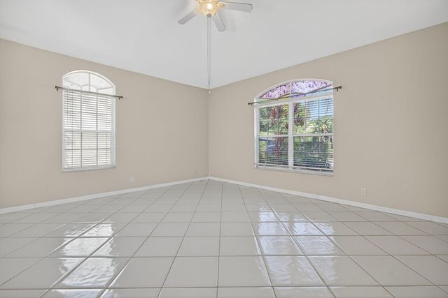7004 Galleon Cove Circle, Riviera Beach, FL 33418