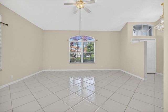 7004 Galleon Cove Circle, Riviera Beach, FL 33418
