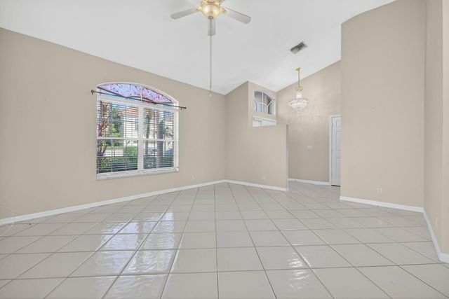 7004 Galleon Cove Circle, Riviera Beach, FL 33418