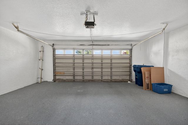 7004 Galleon Cove Circle, Riviera Beach, FL 33418