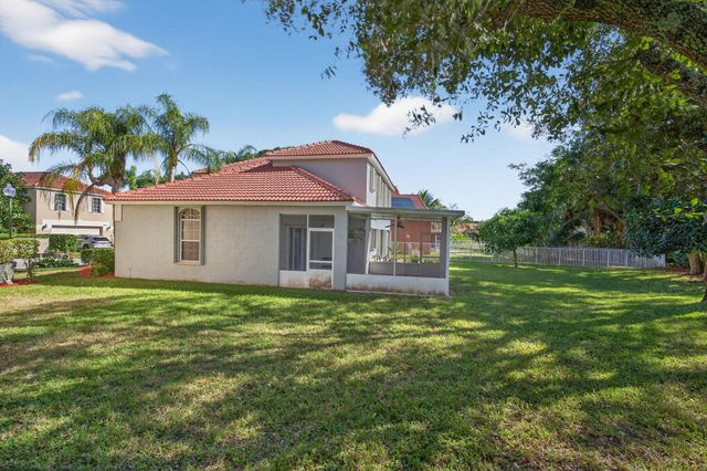 7004 Galleon Cove Circle, Riviera Beach, FL 33418