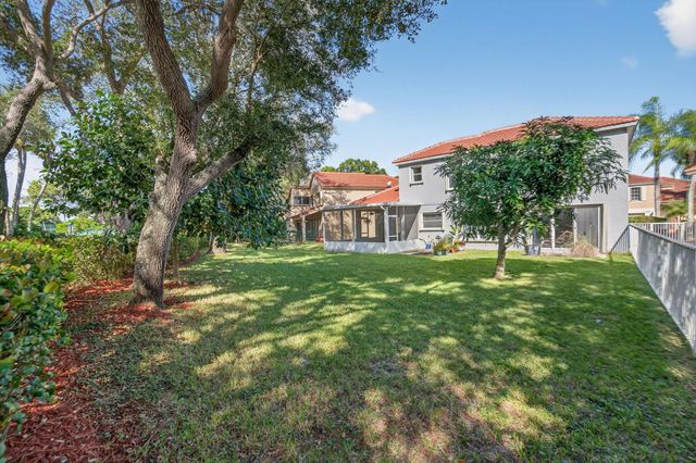 7004 Galleon Cove Circle, Riviera Beach, FL 33418