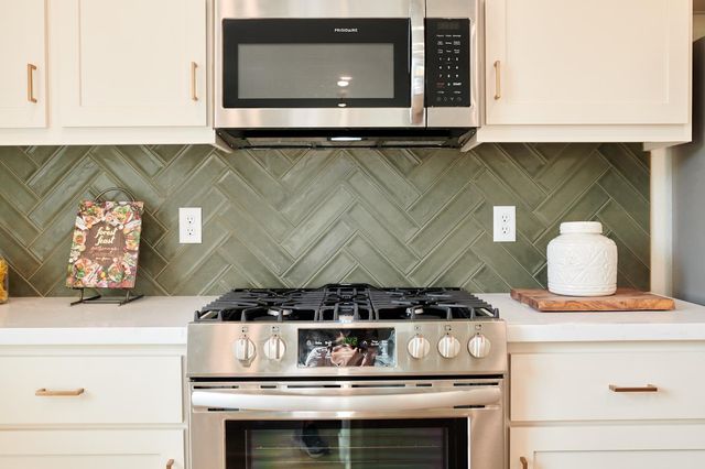 4727 Ariel St, Keyes, CA 95328