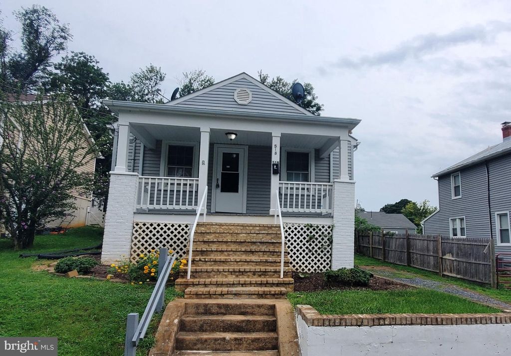 518 CARTER ST, Front Royal, VA 22630