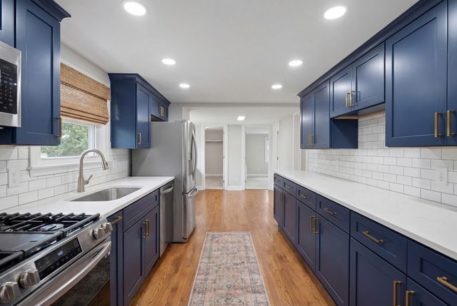 18301 Le Claire Avenue, Country Club Hills, IL 60478