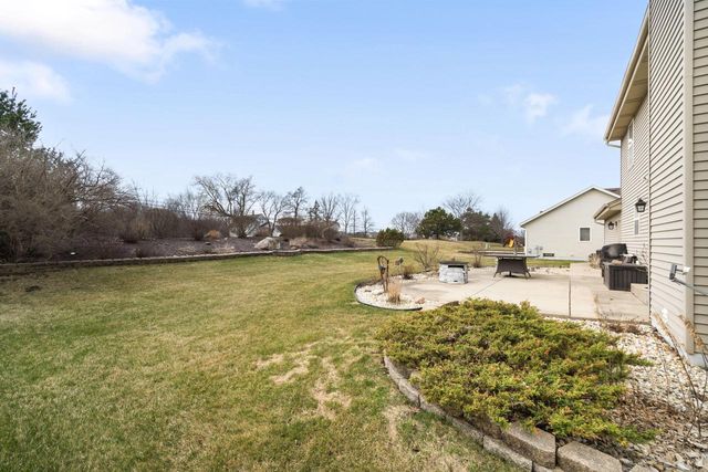 4113 Whispering Ridge PASS, Franklin, WI 53132