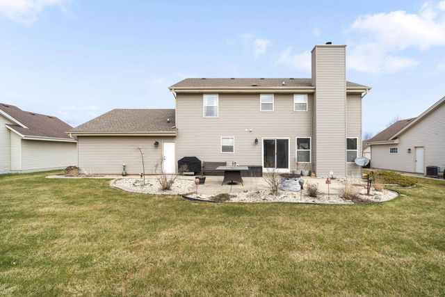 4113 Whispering Ridge PASS, Franklin, WI 53132