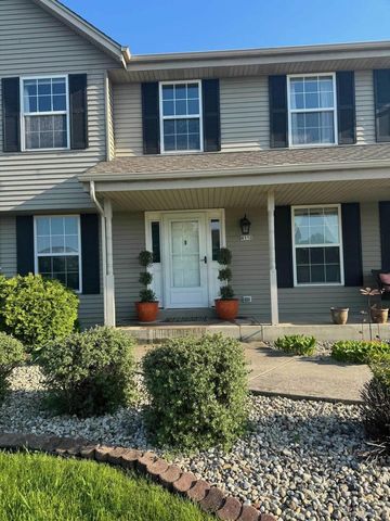 4113 Whispering Ridge PASS, Franklin, WI 53132