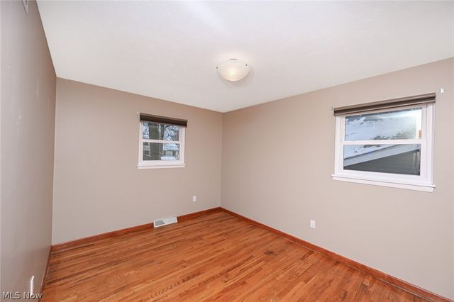 23993 Fairlawn Drive, North Olmsted, OH 44070