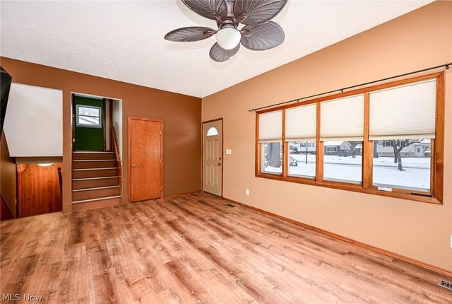 23993 Fairlawn Drive, North Olmsted, OH 44070