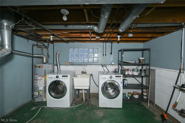 23993 Fairlawn Drive, North Olmsted, OH 44070