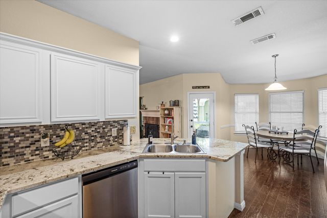 719 Stacie Lane, Seagoville, TX 75159