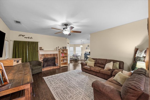 719 Stacie Lane, Seagoville, TX 75159